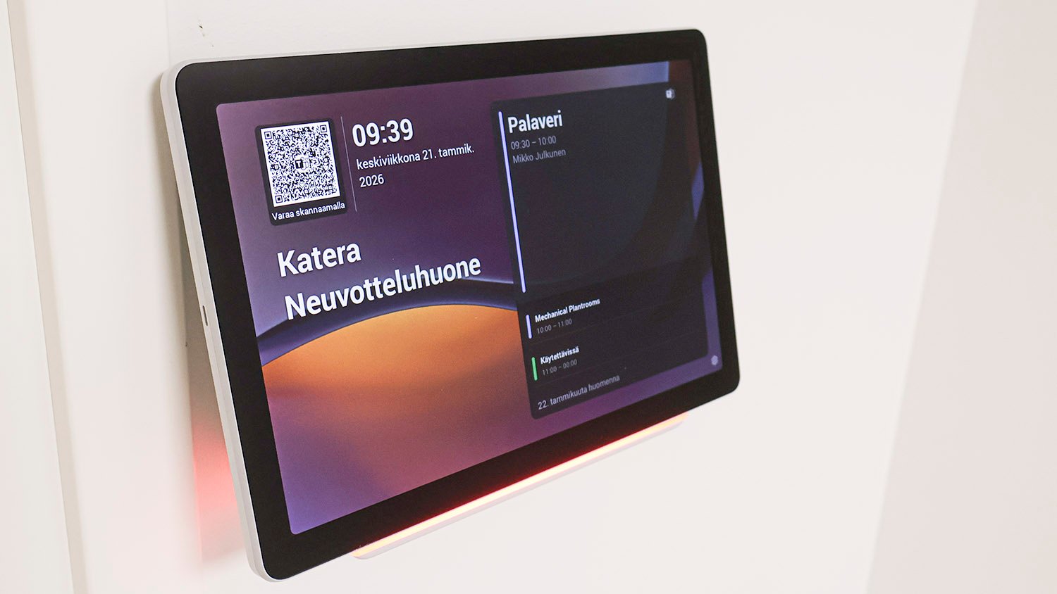 Katera Steel 1500x844 03