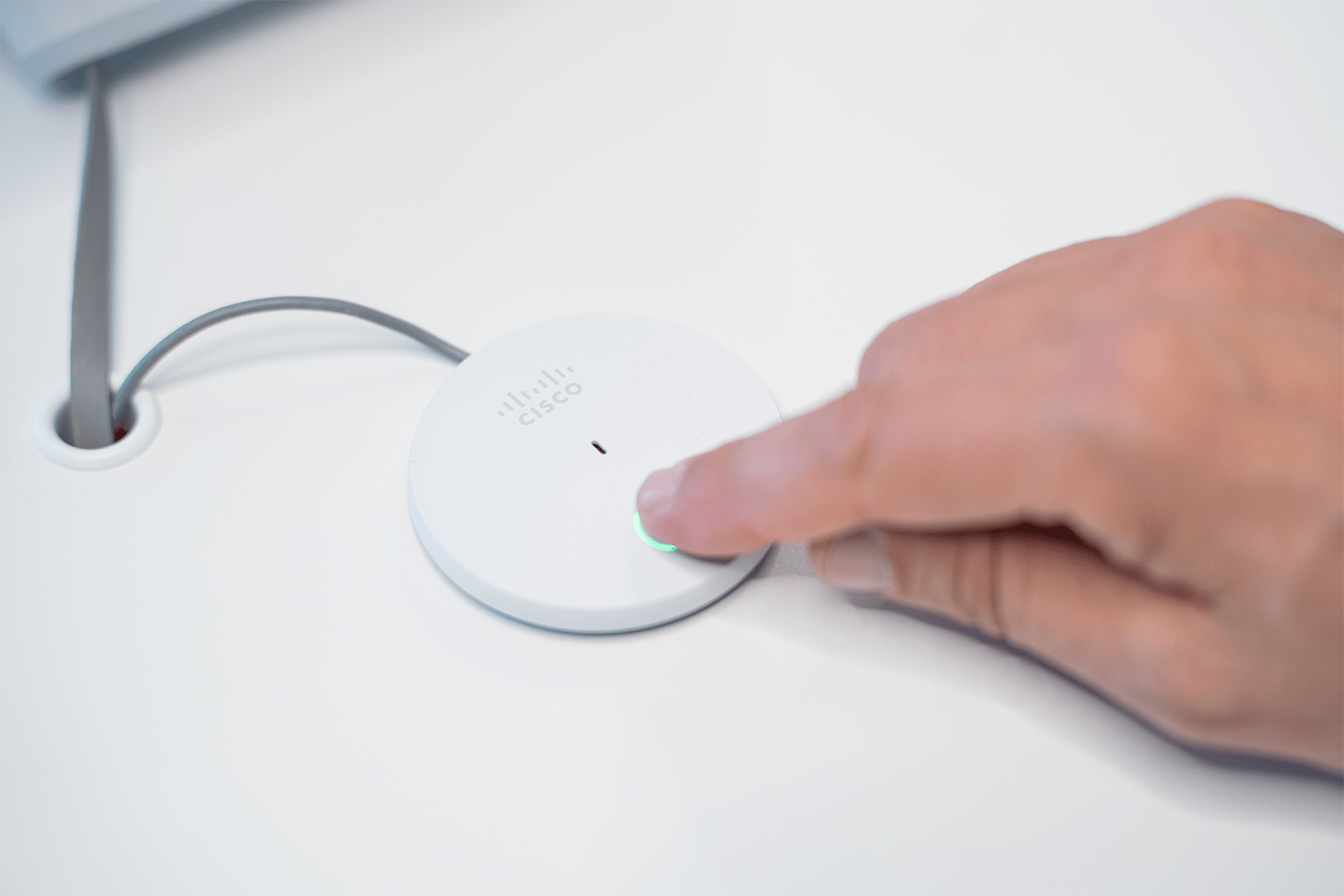 mikrofonin-mykistäminen